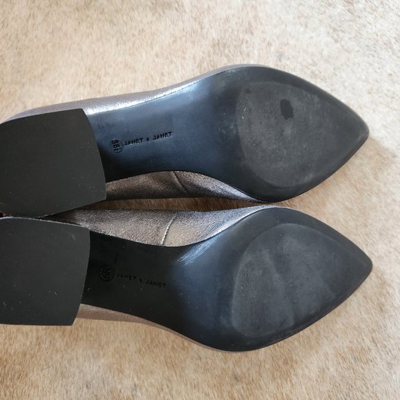 Janet & Janet silver pumps NEW - Picture 3 of 6